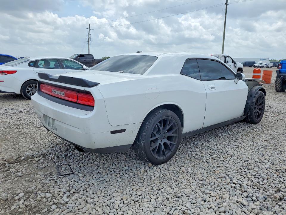 50173676 :رقم المزاد ، 2B3CJ5DT6AH264866 vin ، 2010 Dodge Challenger مزاد بيع