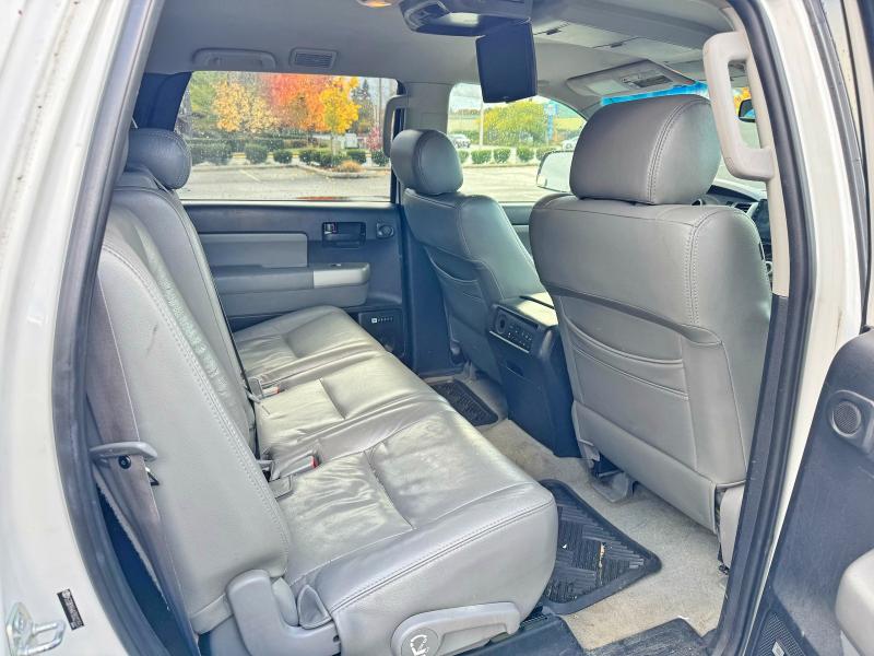 51032186 :رقم المزاد ، 5TDBY64A78S023551 vin ، 2008 Toyota Sequoia مزاد بيع