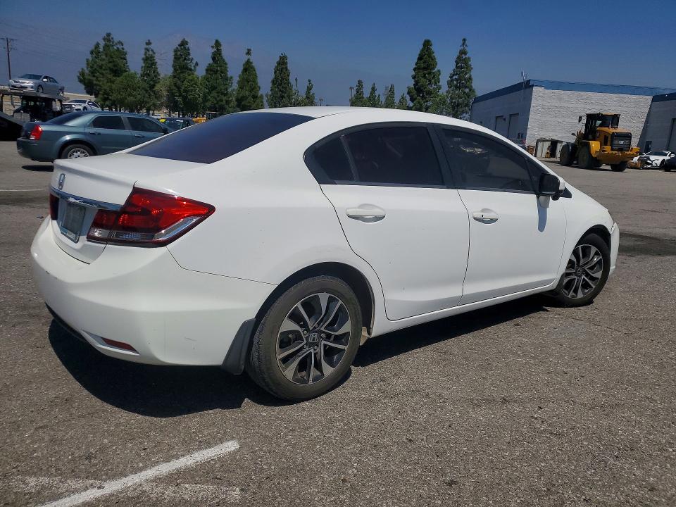 Продажа на аукционе авто 2015 Honda Civic, vin: 19XFB2F87FE231099, номер лота: 47267136