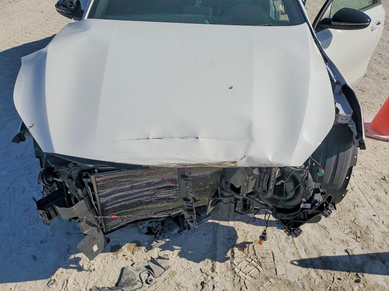 50405186 :رقم المزاد ، 3KPF34AD9ME381774 vin ، 2021 Kia Forte مزاد بيع