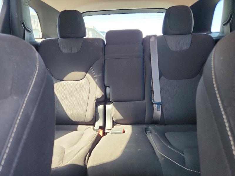 51985826 :رقم المزاد ، 1C4PJMCS1FW503168 vin ، 2015 Jeep Cherokee مزاد بيع