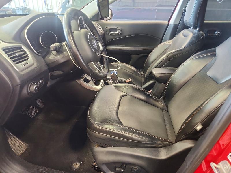 50771736 :رقم المزاد ، 3C4NJDBBXJT373284 vin ، 2018 Jeep Compass مزاد بيع