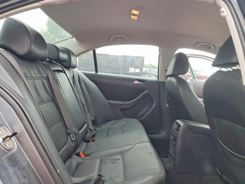 51270746 :رقم المزاد ، 3VWDX7AJ7BM006212 vin ، 2011 Volkswagen Jetta مزاد بيع