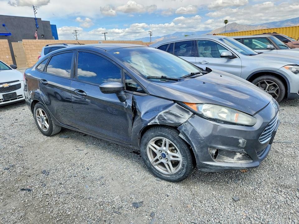 2017 Ford Fiesta მანქანა იყიდება აუქციონზე, vin: 3FADP4BJ3HM100053, აუქციონის ნომერი: 50170696