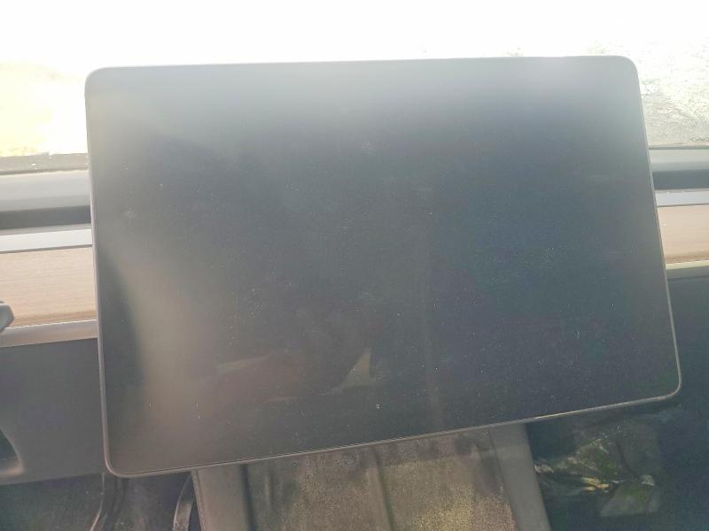 50710696 :رقم المزاد ، 5YJYGDEE4MF285769 vin ، 2021 Tesla Model Y مزاد بيع