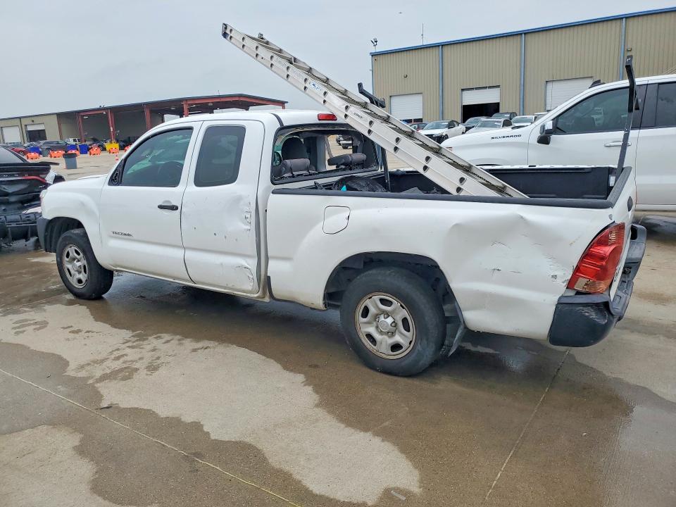 51653976 :رقم المزاد ، 5TFTX4CN2FX049143 vin ، 2015 Toyota Tacoma مزاد بيع