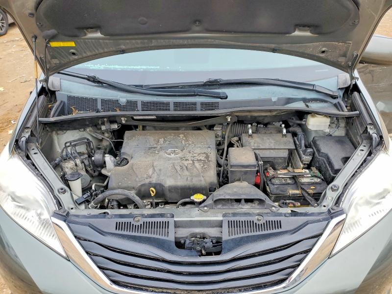 Продаж на аукціоні авто 2014 Toyota Sienna, vin: 5TDKK3DC2ES476330, номер лоту: 51589756