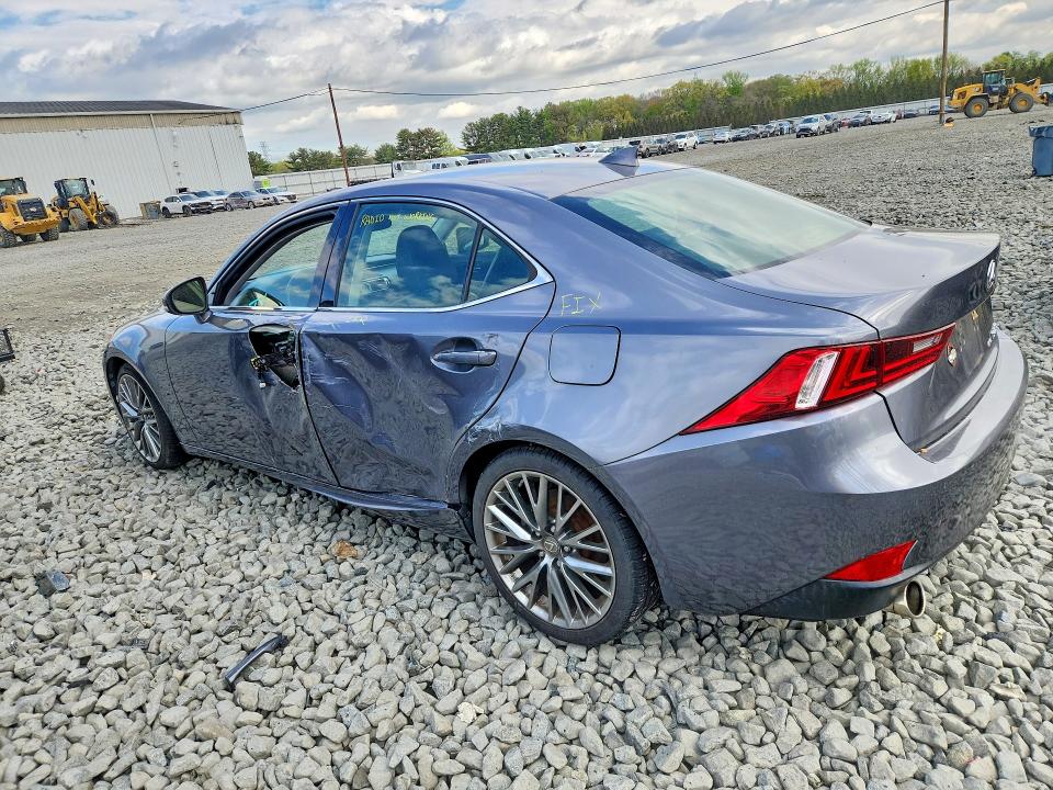 49442426 :رقم المزاد ، JTHCF1D20F5018604 vin ، 2015 Lexus Is مزاد بيع