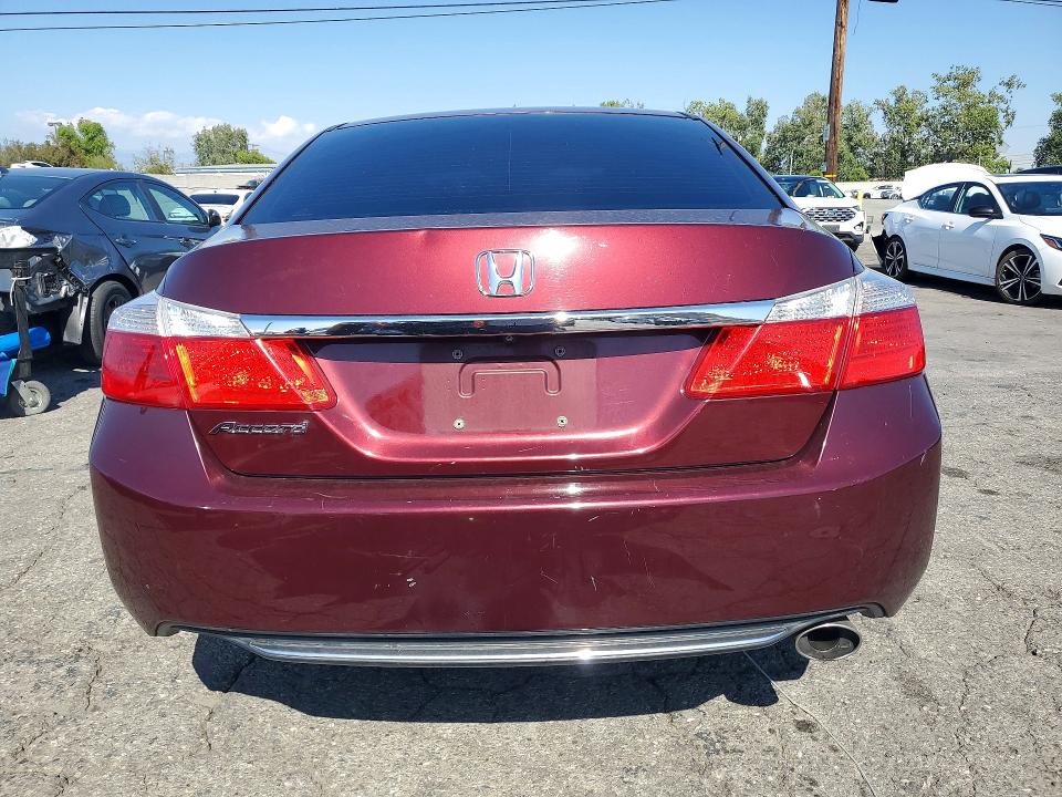 2015 Honda Accord მანქანა იყიდება აუქციონზე, vin: 1HGCR2F32FA223709, აუქციონის ნომერი: 49600496