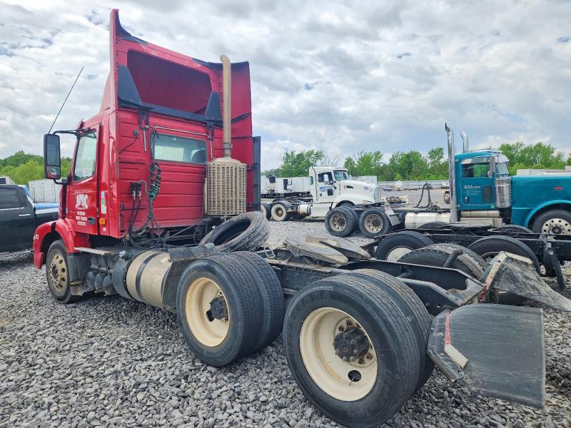 Продажа на аукционе авто 2013 Volvo Vnm, vin: 4V4MC9EG2DN131172, номер лота: 50738516