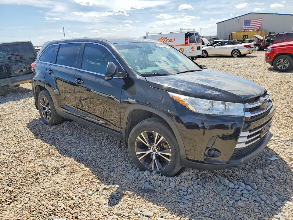 Продаж на аукціоні авто 2019 Toyota Highlander, vin: 5TDBZRFH1KS969127, номер лоту: 49705396
