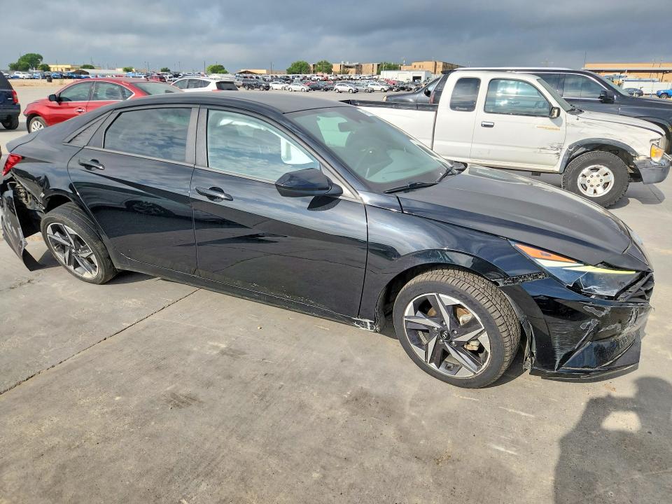 Продажа на аукционе авто 2023 Hyundai Elantra, vin: 5NPLS4AG3PH113528, номер лота: 49179536