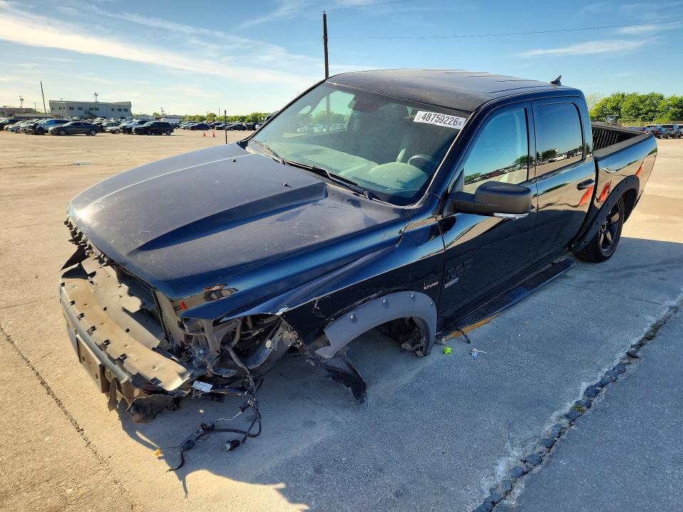 48759226 :رقم المزاد ، 1C6RR6LT1KS574675 vin ، 2019 Ram 1500 Classic مزاد بيع