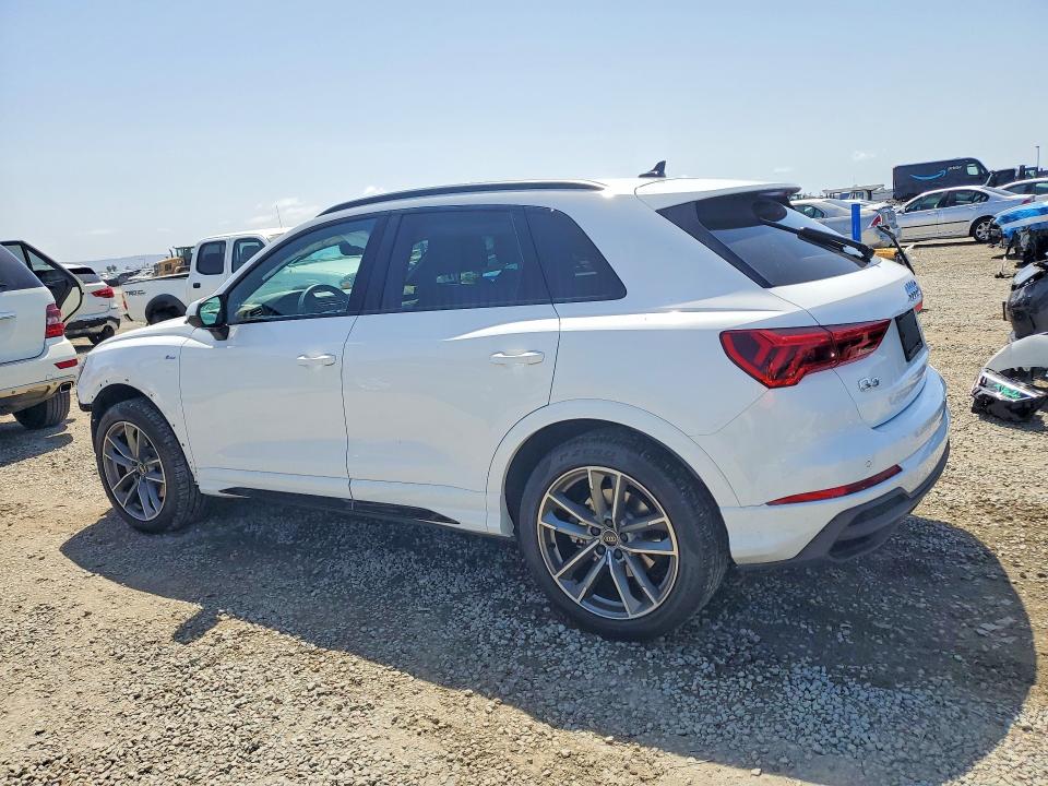 49630866 :رقم المزاد ، WA1DECF30R1190034 vin ، 2024 Audi Q3 مزاد بيع