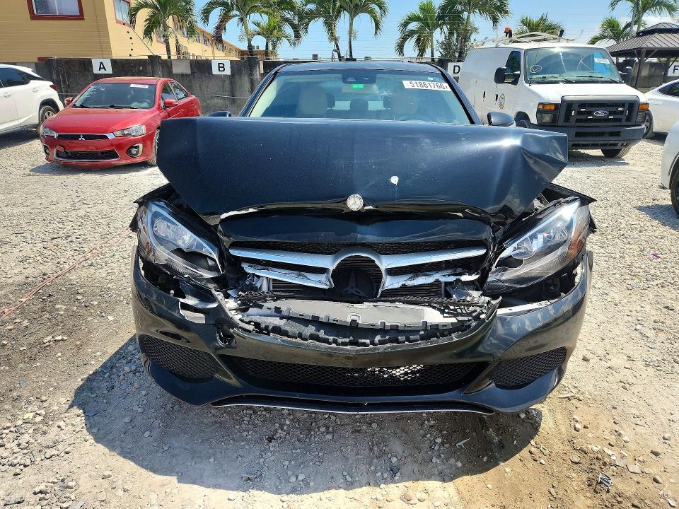 2016 Mercedes-benz C მანქანა იყიდება აუქციონზე, vin: 55SWF4KB3GU125180, აუქციონის ნომერი: 51861766