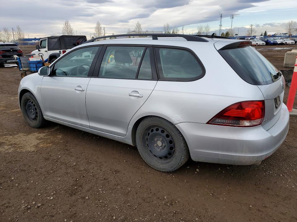 2010 Volkswagen Jetta მანქანა იყიდება აუქციონზე, vin: 3VWKX8AJ8AM621833, აუქციონის ნომერი: 49737116