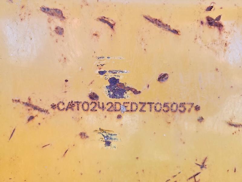 48572086 :رقم المزاد ، CAT0242DEDZT05057 vin ، 2019 Caterillar 242d Hf. Rwd مزاد بيع