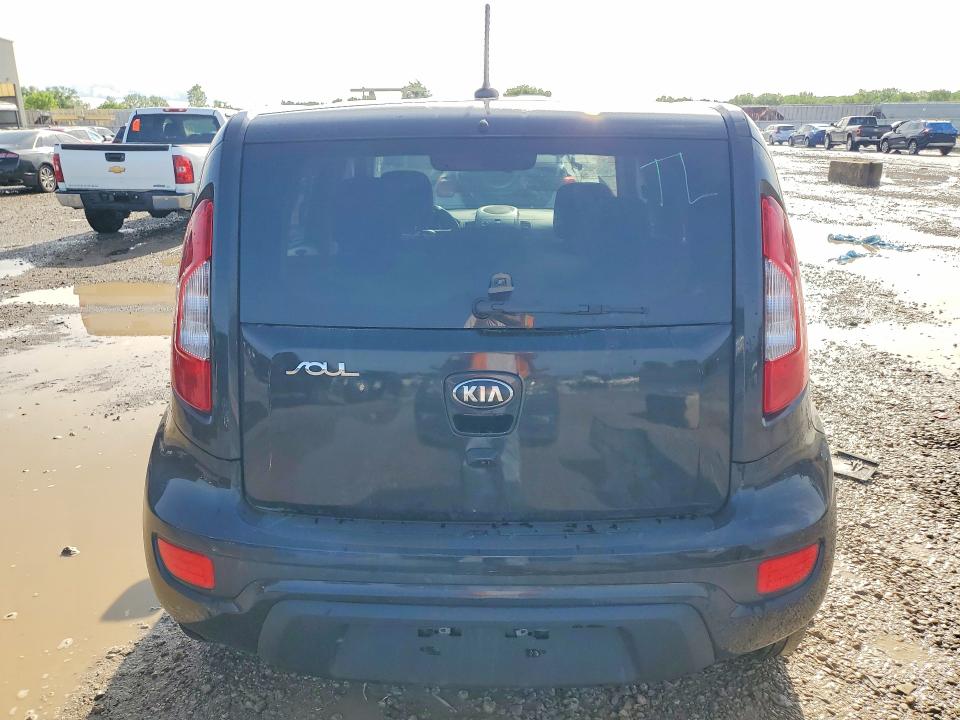 51497696 :رقم المزاد ، KNDJT2A65D7626845 vin ، 2013 Kia Soul مزاد بيع