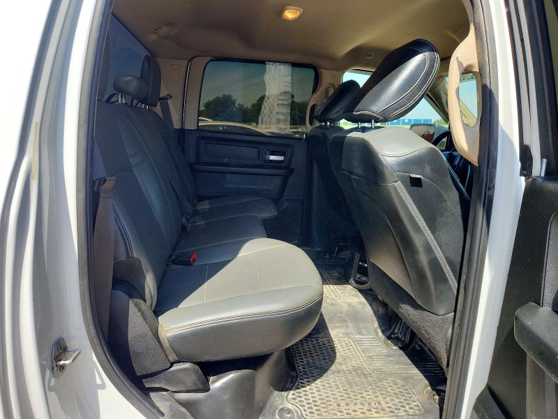 50739006 :رقم المزاد ، 3C6UR5HJ0KG604235 vin ، 2019 Ram 2500 مزاد بيع