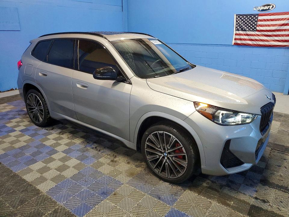 51439166 :رقم المزاد ، WBX73EF09S5118647 vin ، 2025 Bmw X1 مزاد بيع