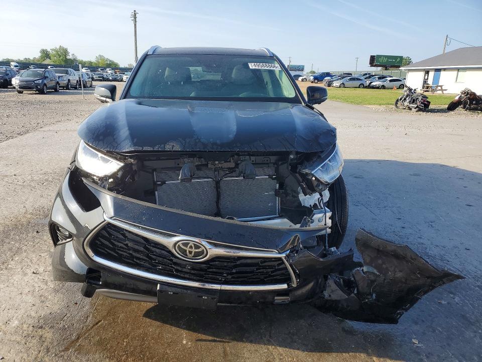2026 Toyota Highlander მანქანა იყიდება აუქციონზე, vin: 5TDKDRBH5TS597622, აუქციონის ნომერი: 49588866