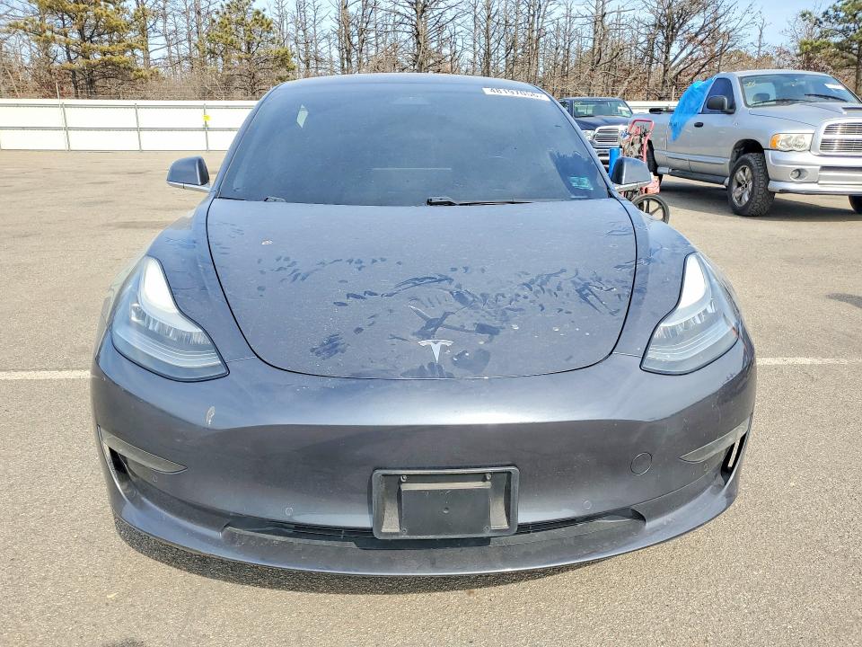 2018 Tesla Model 3 მანქანა იყიდება აუქციონზე, vin: 5YJ3E1EA6JF052743, აუქციონის ნომერი: 48197056