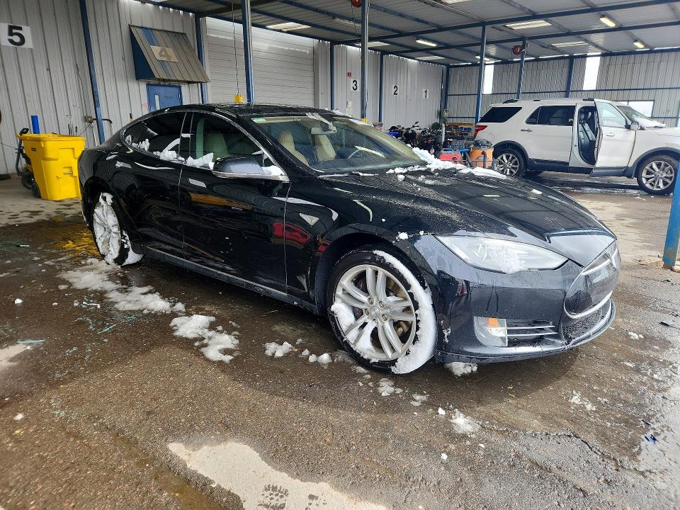2013 Tesla Model S მანქანა იყიდება აუქციონზე, vin: 5YJSA1CNXDFP21629, აუქციონის ნომერი: 50155776