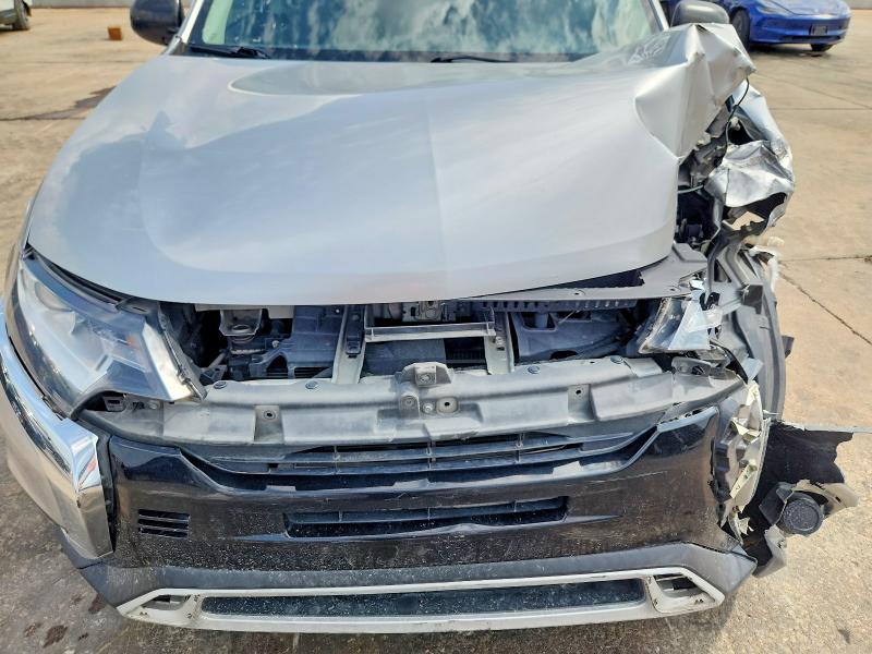 Продаж на аукціоні авто 2020 Mitsubishi Outlander, vin: JA4AZ3A37LZ026464, номер лоту: 51529786