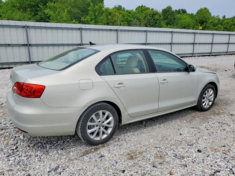 51869746 :رقم المزاد ، 3VWDX7AJ7BM133249 vin ، 2011 Volkswagen Jetta مزاد بيع
