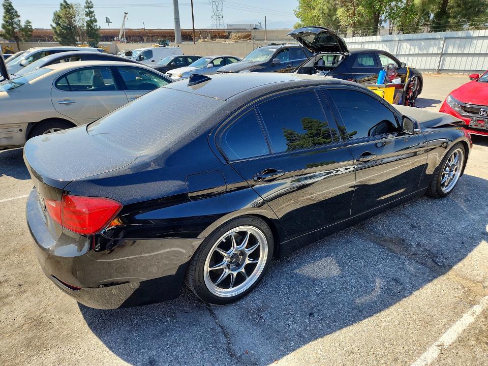 Aukcja sprzedaży 2015 Bmw 320, vin: WBA3B1G55FNT06411, numer aukcji: 49006396
