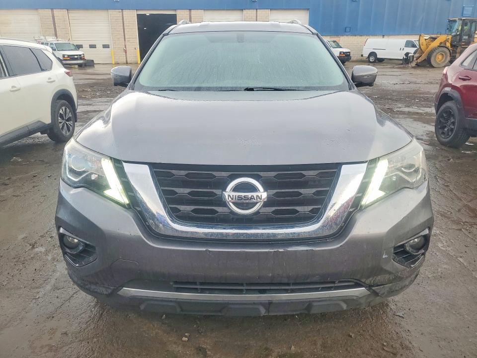 47276076 :رقم المزاد ، 5N1DR2MN5JC604440 vin ، 2018 Nissan Pathfinder مزاد بيع