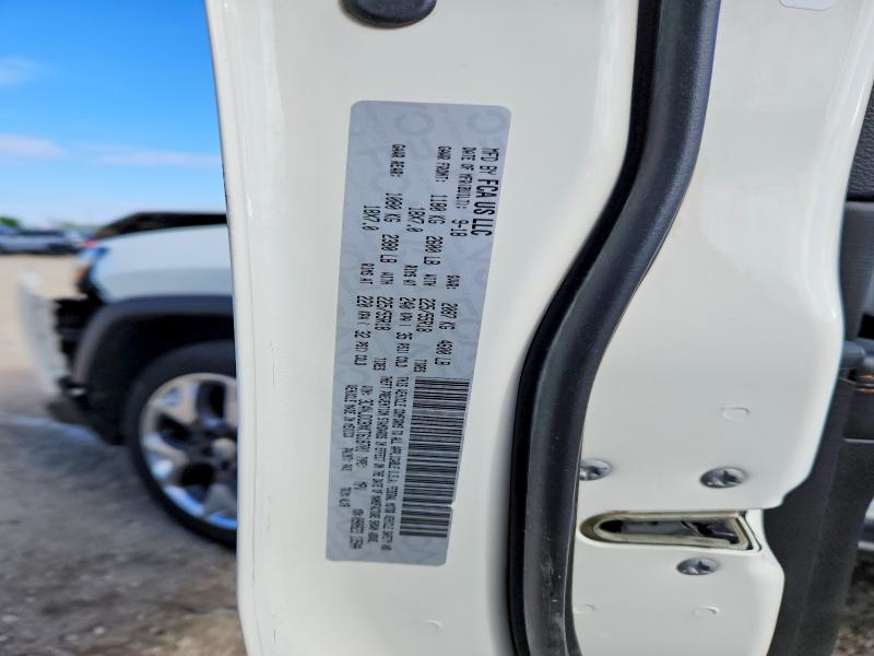 51530526 :رقم المزاد ، 3C4NJDCBXKT618701 vin ، 2019 Jeep Compass مزاد بيع
