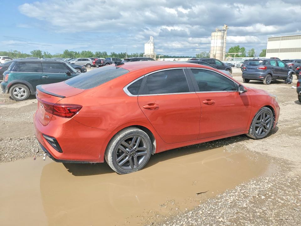 2019 Kia Forte მანქანა იყიდება აუქციონზე, vin: 3KPF54AD5KE069393, აუქციონის ნომერი: 51264226