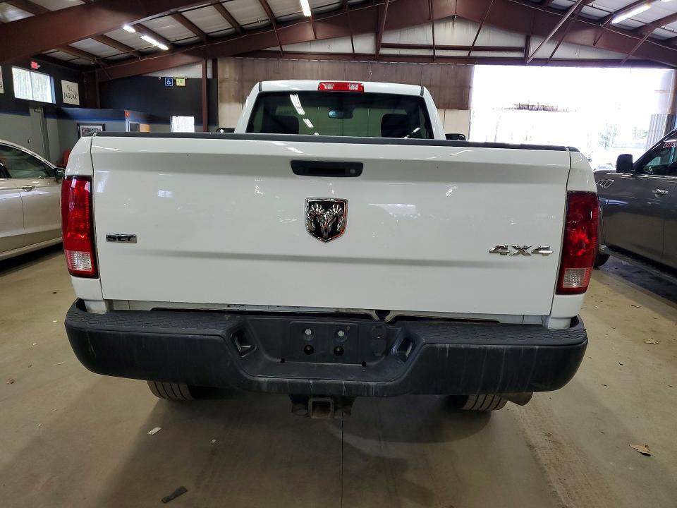 50758046 :رقم المزاد ، 3C6MR5AJ3JG283266 vin ، 2018 Ram 2500 مزاد بيع