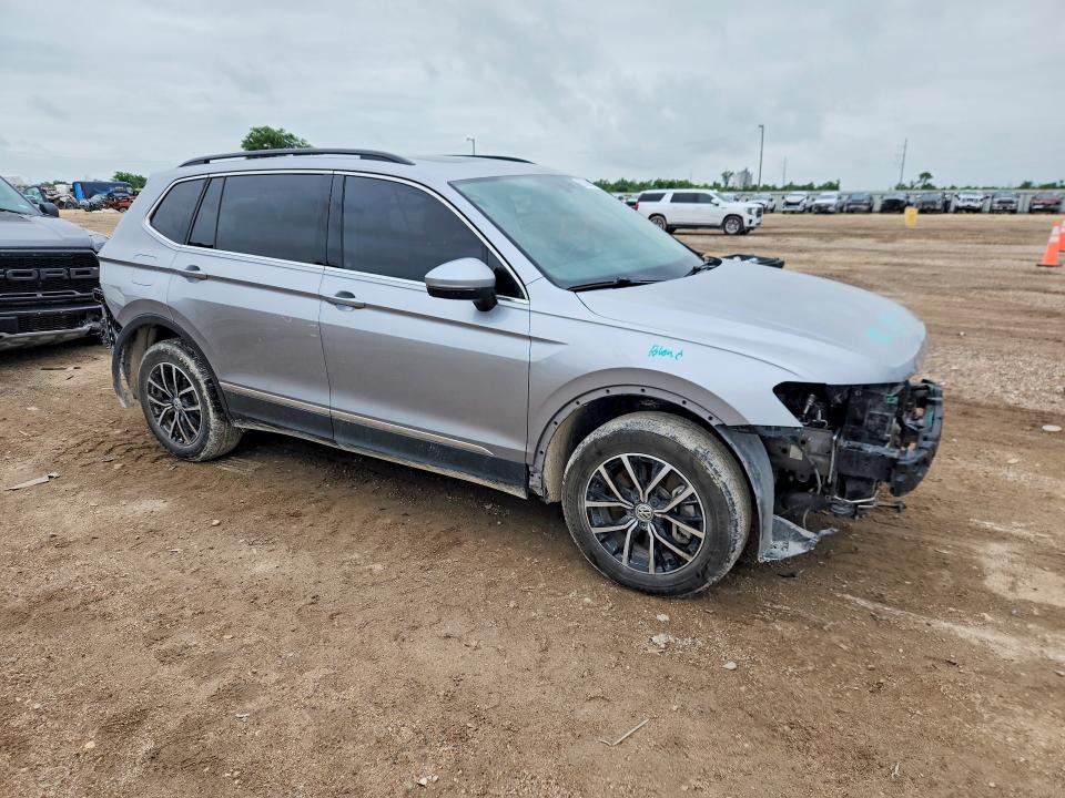 Продажа на аукционе авто 2021 Volkswagen Tiguan, vin: 3VV3B7AX6MM158486, номер лота: 50559036