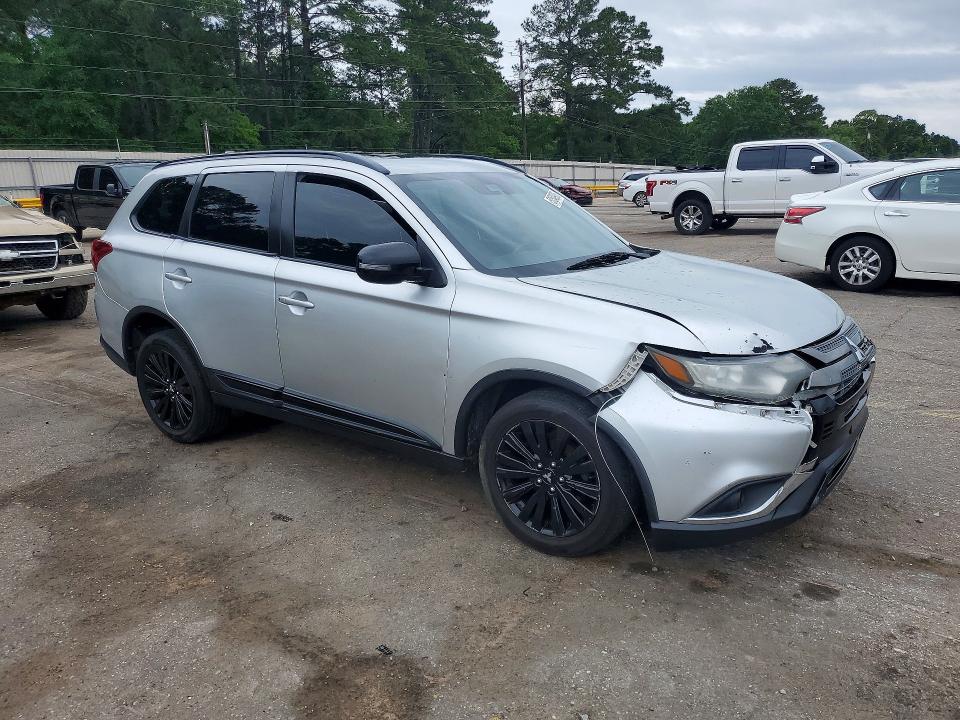 2020 Mitsubishi Outlander მანქანა იყიდება აუქციონზე, vin: JA4AZ3A33LZ028387, აუქციონის ნომერი: 51549906