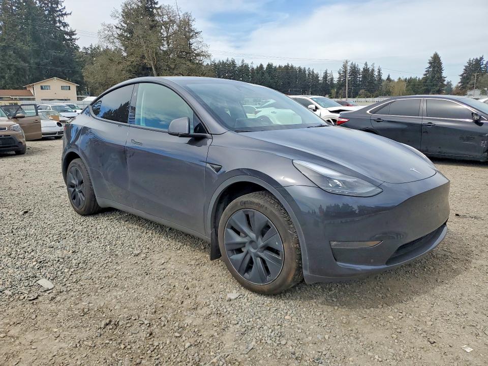 2024 Tesla Model Y მანქანა იყიდება აუქციონზე, vin: 7SAYGDEE3RF120631, აუქციონის ნომერი: 50660026