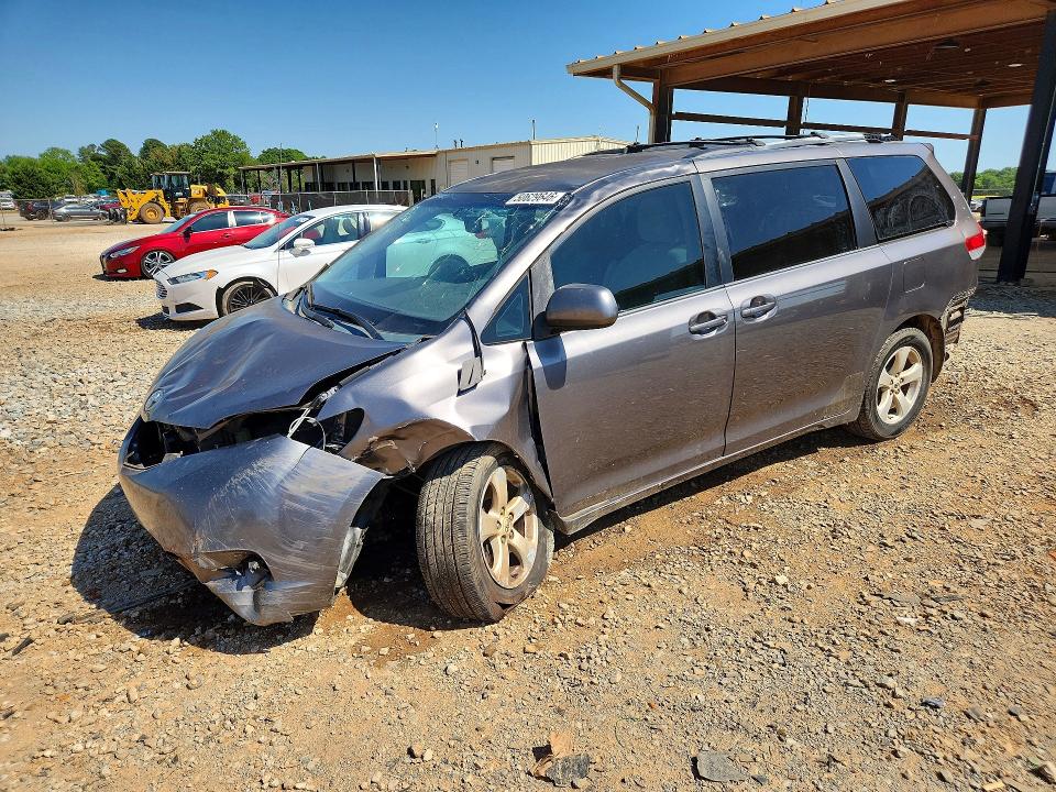 Продажа на аукционе авто 2011 Toyota Sienna, vin: 5TDKK3DC9BS091990, номер лота: 50629646