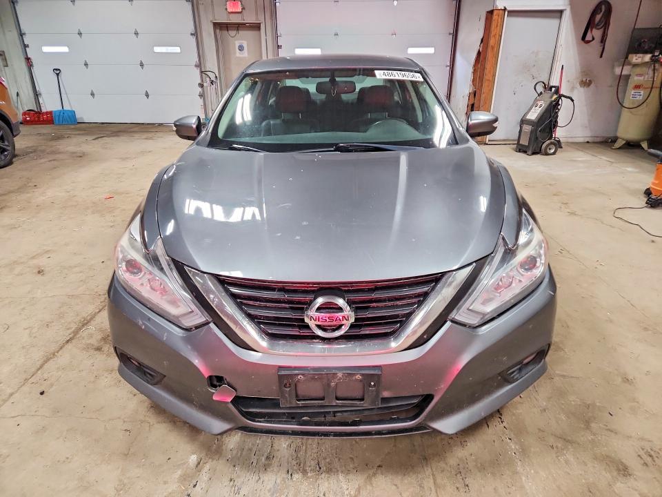 2018 Nissan Altima მანქანა იყიდება აუქციონზე, vin: 1N4AL3APXJC183244, აუქციონის ნომერი: 48619656