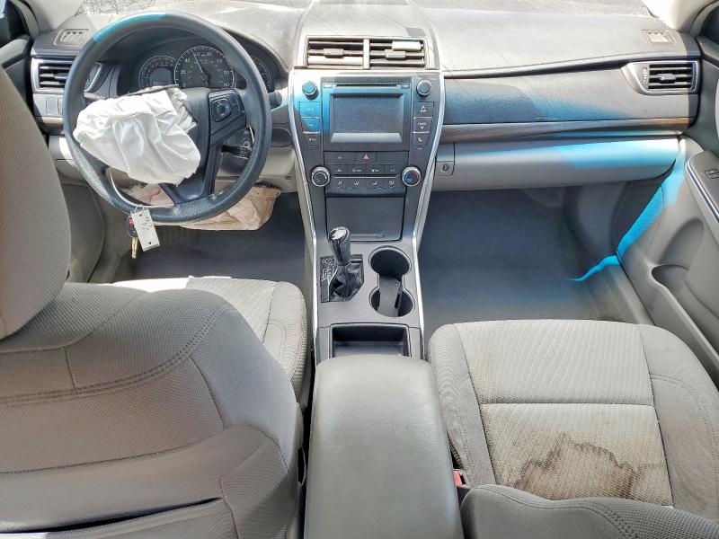 51033996 :رقم المزاد ، 4T4BF1FK7FR478246 vin ، 2015 Toyota Camry مزاد بيع