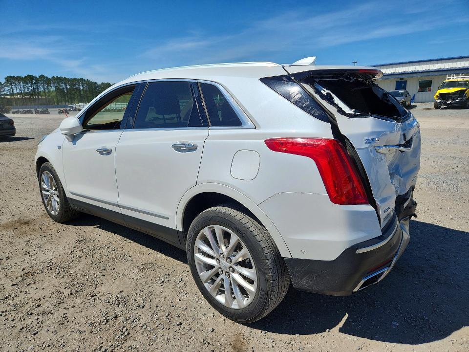 49611566 :رقم المزاد ، 1GYKNFRS3HZ188936 vin ، 2017 Cadillac Xt5 مزاد بيع