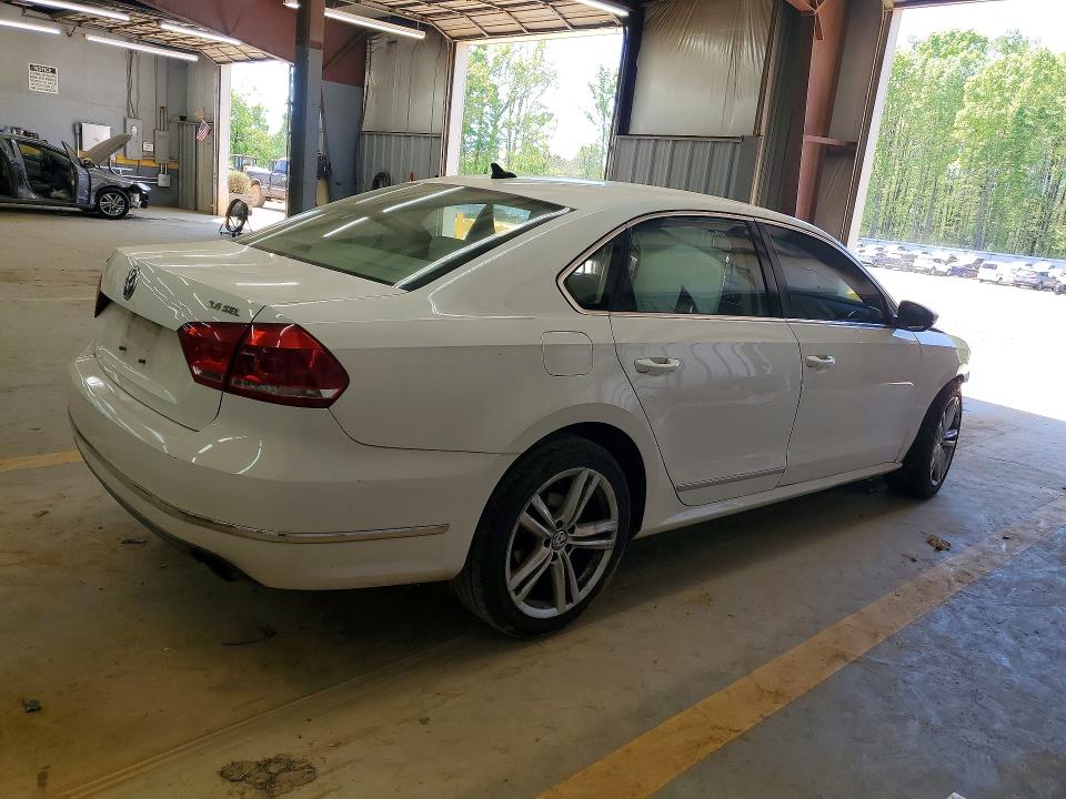 49362526 :رقم المزاد ، 1VWCM7A39CC012313 vin ، 2012 Volkswagen Passat مزاد بيع