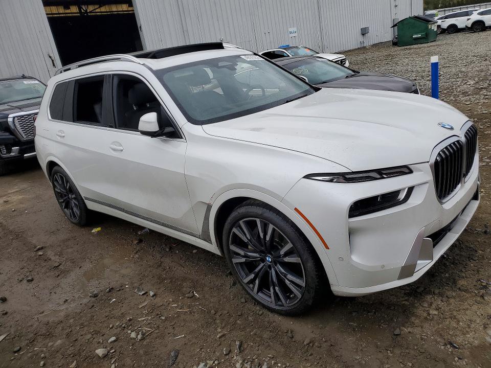 49143236 :رقم المزاد ، 5UX23EM06P9R58099 vin ، 2023 Bmw X7 مزاد بيع