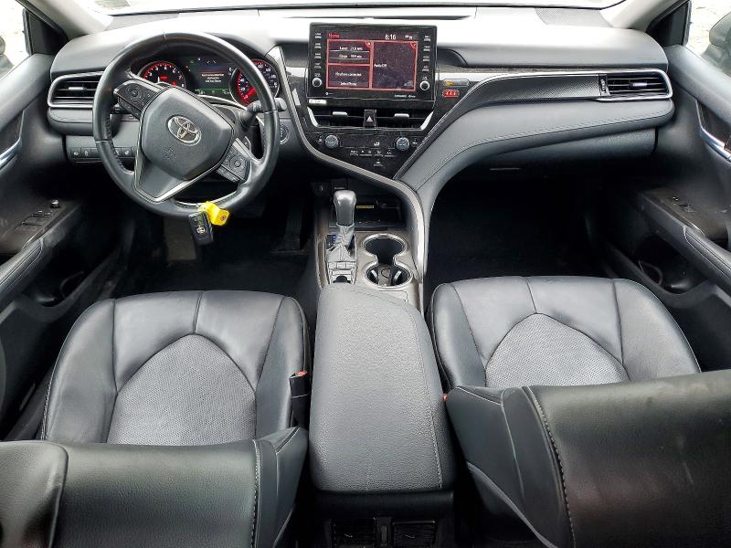 51329796 :رقم المزاد ، 4T1K61AKXNU702884 vin ، 2022 Toyota Camry مزاد بيع