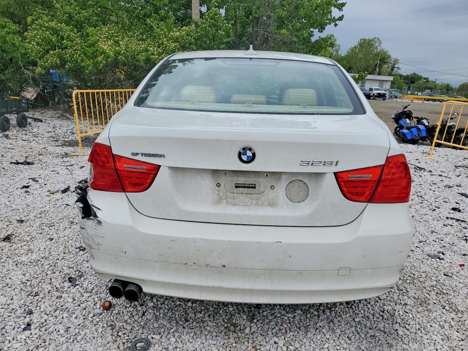 2011 Bmw 328 მანქანა იყიდება აუქციონზე, vin: WBAPK5G53BNN81245, აუქციონის ნომერი: 50893326