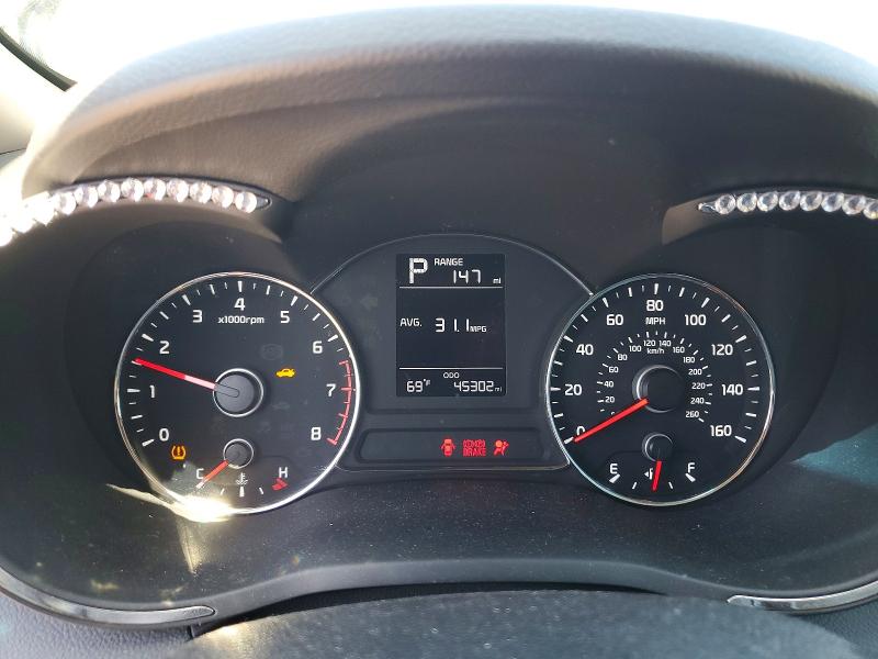51180686 :رقم المزاد ، 3KPFK4A72HE158866 vin ، 2017 Kia Forte مزاد بيع
