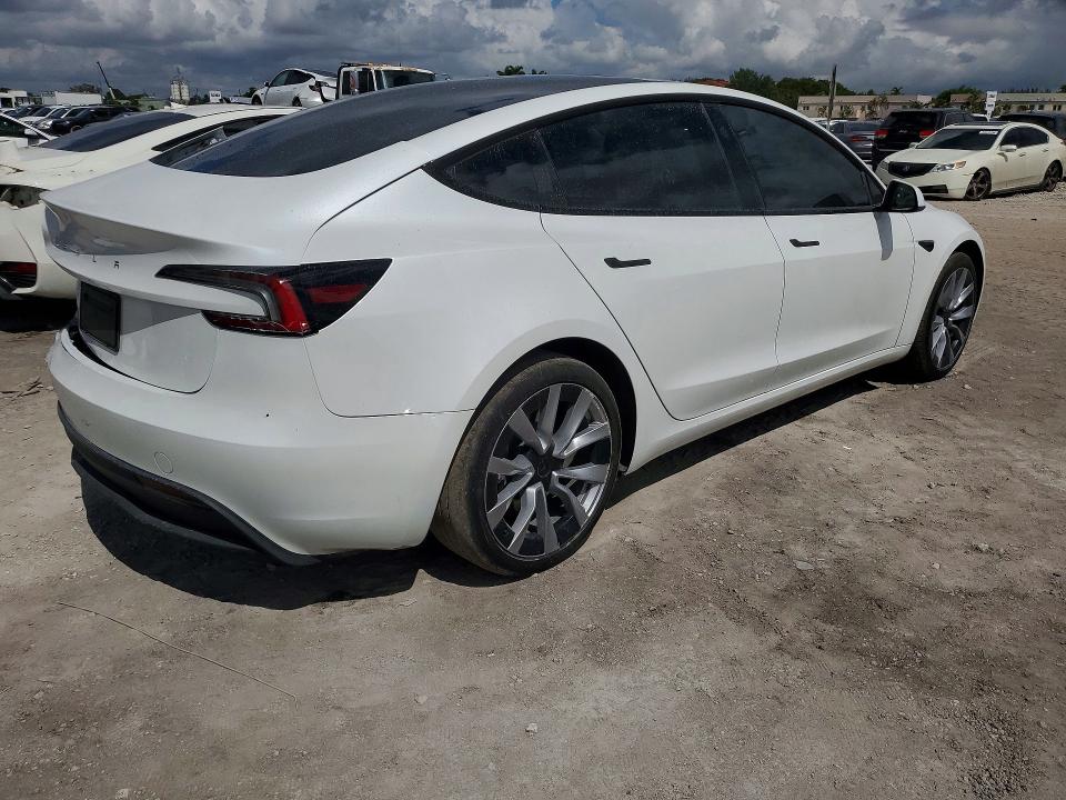 Продажа на аукционе авто 2024 Tesla Model 3, vin: 5YJ3E1EA1RF830197, номер лота: 50224186