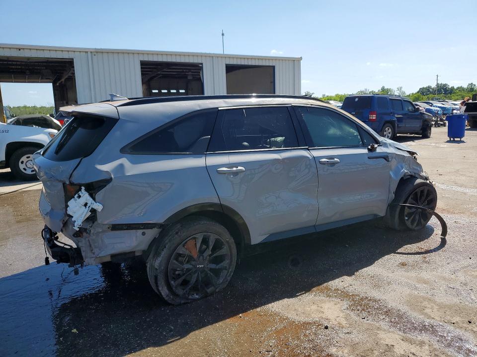 49979106 :رقم المزاد ، 5XYRK4LF0NG118298 vin ، 2022 Kia Sorento مزاد بيع