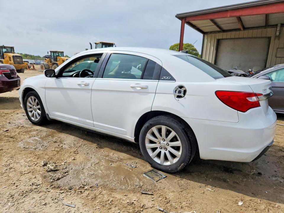 51479616 :رقم المزاد ، 1C3BC1FBXBN581371 vin ، 2011 Chrysler 200 مزاد بيع