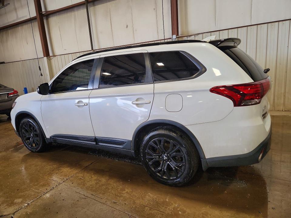 Продаж на аукціоні авто 2018 Mitsubishi Outlander, vin: JA4AZ3A38JZ020413, номер лоту: 49917706